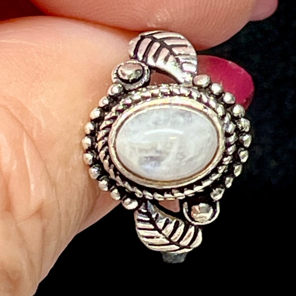 Elegant Silver Moonstone Ring